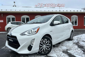 Toyota PRIUS 2015 C HYBRID HATCHBACK $ 16941